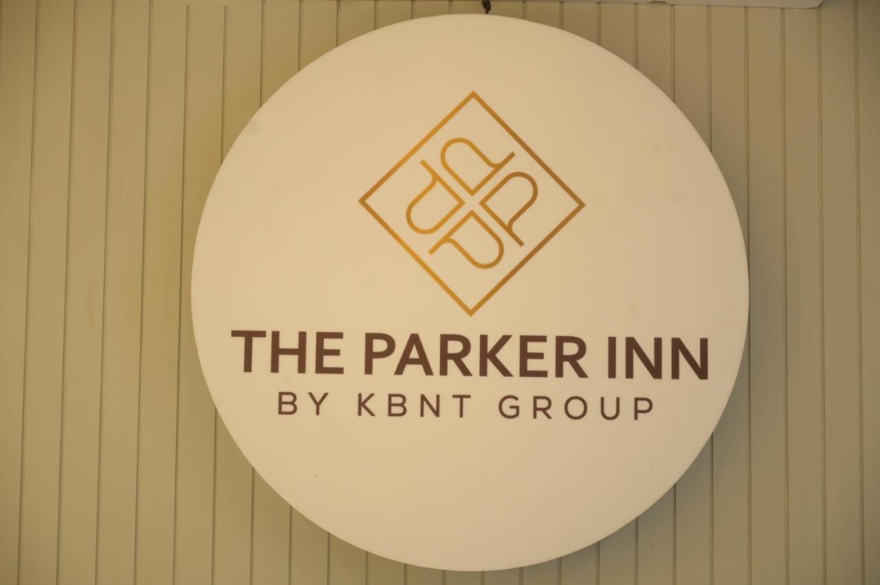 Hotel The Parker Inn By Kbnt Group Surat Exterior photo